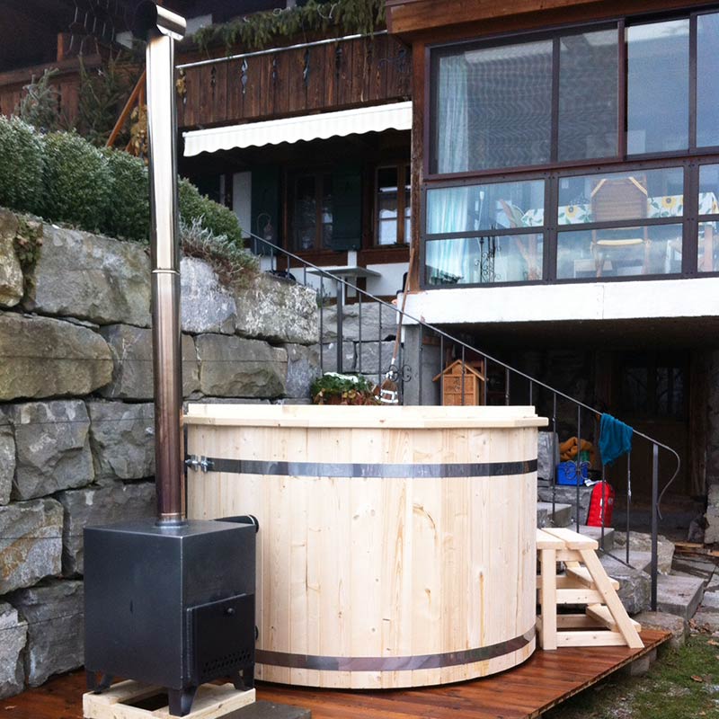 ciubar-lemn-cu-soba-exterioara3