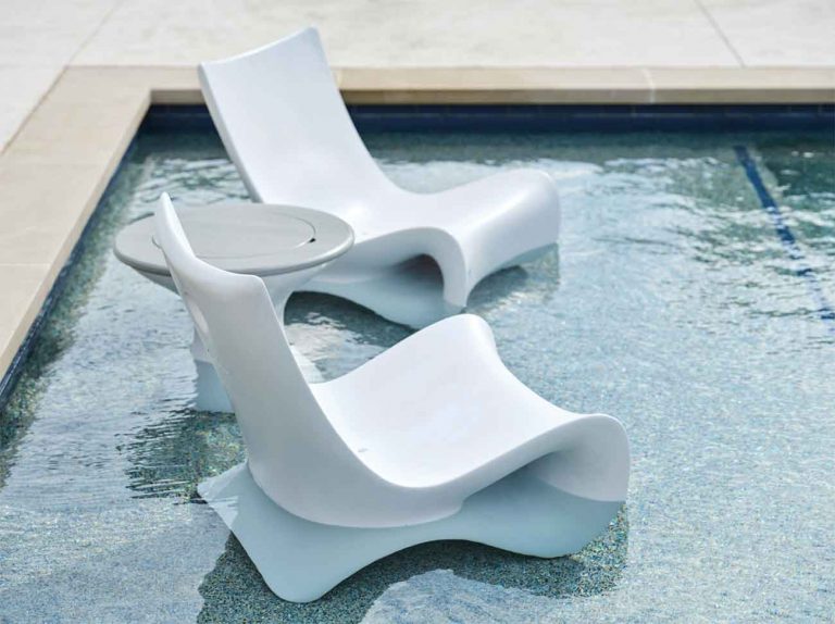 Șezlong tip scaun pentru piscină - Ledge Lounger Modern
