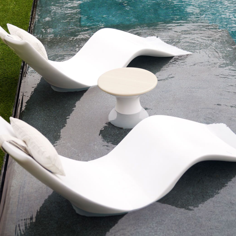 Sezlong pentru piscina Ledge Lounger Signature Elegancy